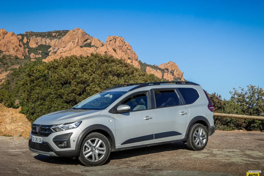 Dacia Jogge
